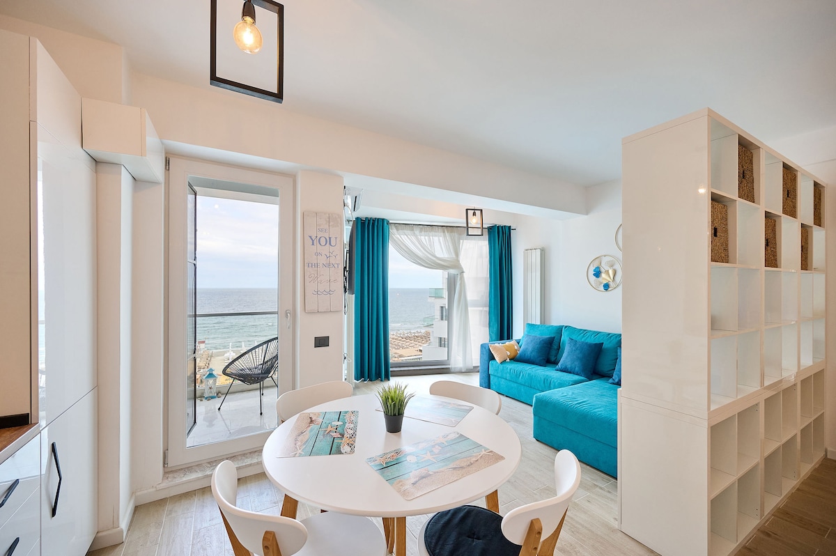 Cloud 9 Studio in Infinity Beach Resort — Studio — vacation rental at Infinity Resort & SPA, Mamaia Nord, Constanța, Romania — property photo 6 | Aqua Vista Rentals