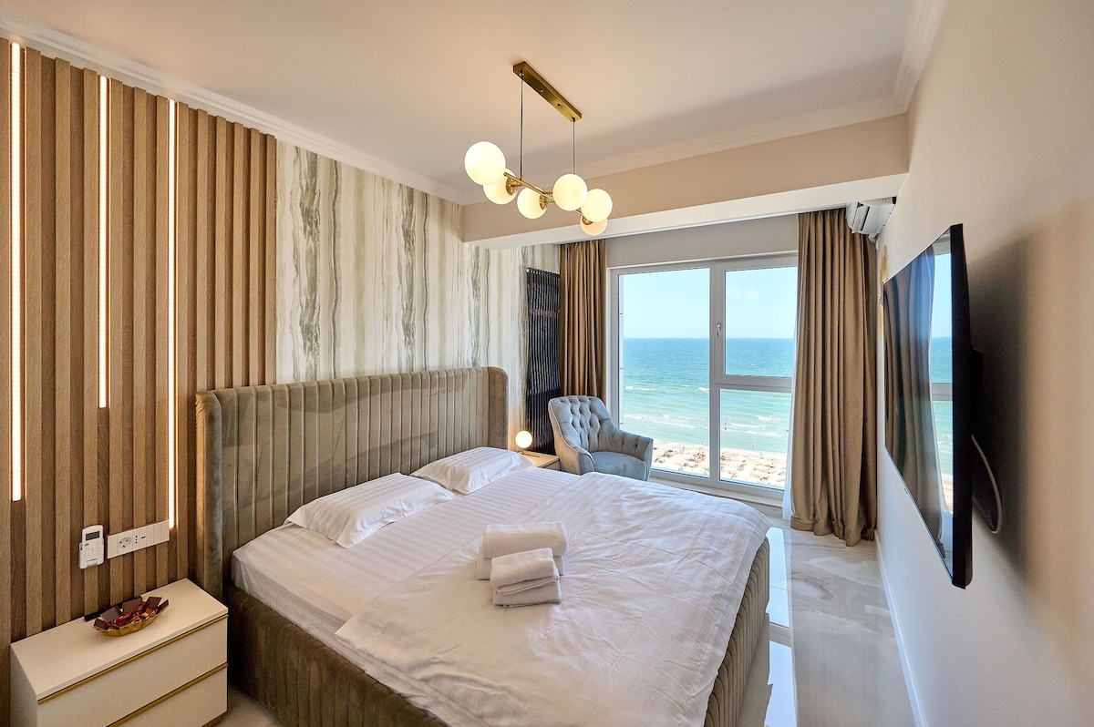 Beach Bliss Apartment in Infinity Beach Resort parking — Apartament — închiriere de vacanță în Infinity Resort & SPA, Mamaia Nord, Constanța, România — fotografia 4 a proprietății | Aqua Vista Rentals
