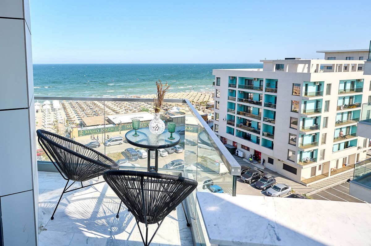 Smarald Sea View Apartment in Infinity Beach Resort - parking — Apartament — închiriere de vacanță cu vedere la mare în Infinity Resort & SPA, Mamaia Nord, Constanța, România — fotografia principală a proprietății | Aqua Vista Rentals
