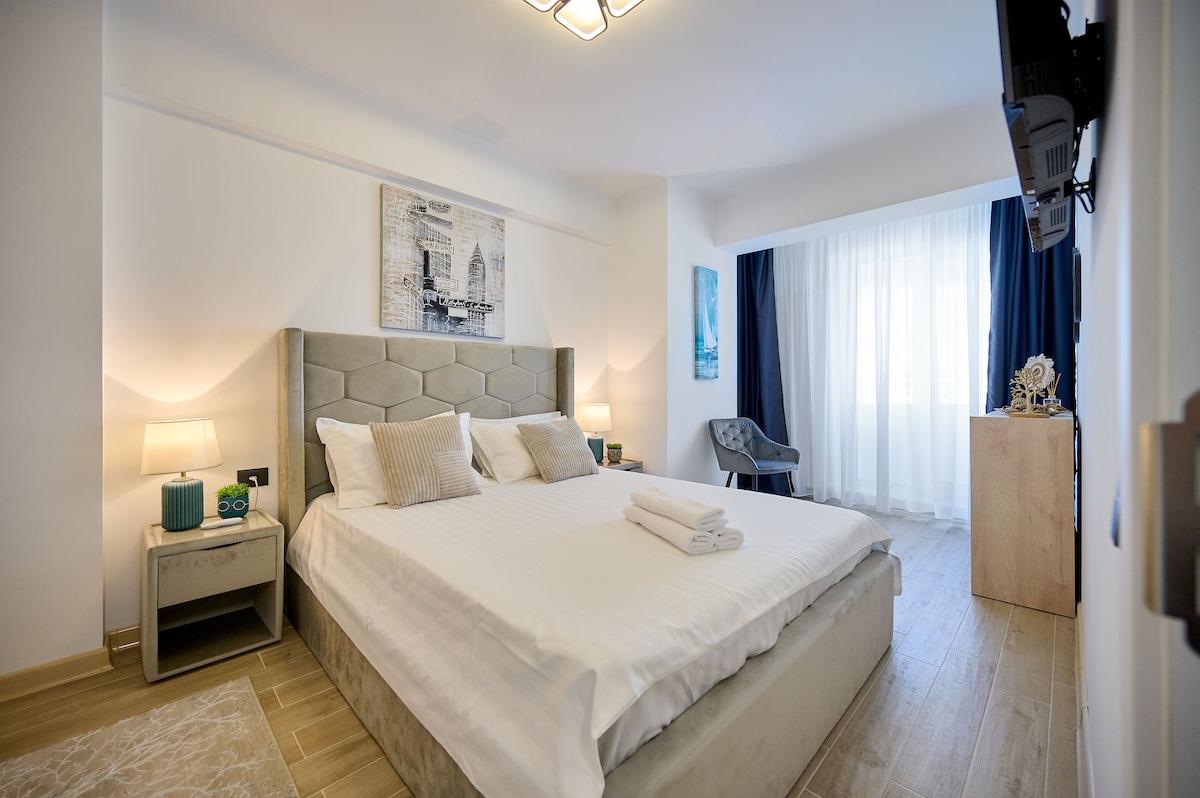ADore Seaside Apartment in Infinity Beach Resort — Apartament — închiriere de vacanță cu vedere la mare în Infinity Resort & SPA, Mamaia Nord, Constanța, România — fotografia 4 a proprietății | Aqua Vista Rentals