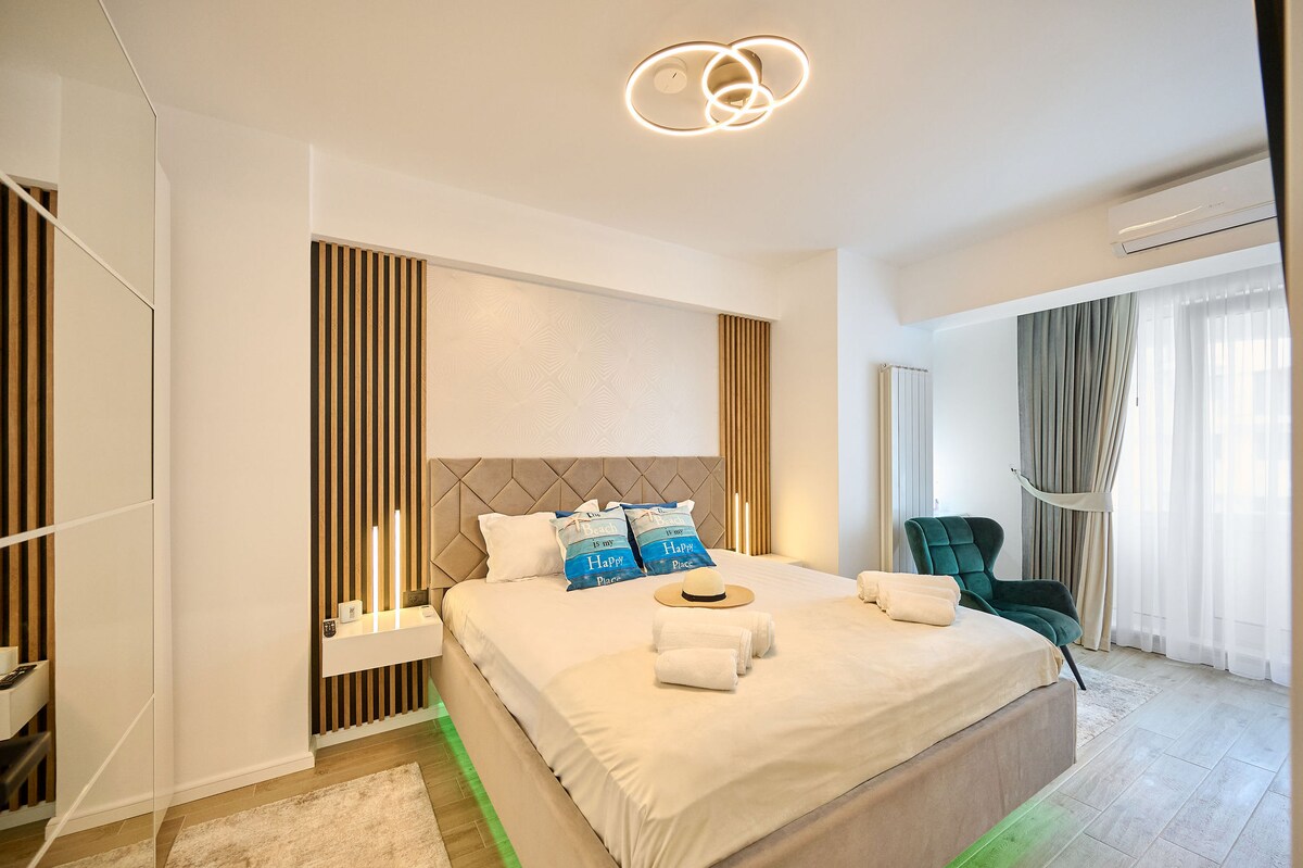 SeaScape Apartment in Infinity Beach Resort - parking — Apartment — sea-view vacation rental at Infinity Resort & SPA, Mamaia Nord, Constanța, Romania — property photo 3 | Aqua Vista Rentals