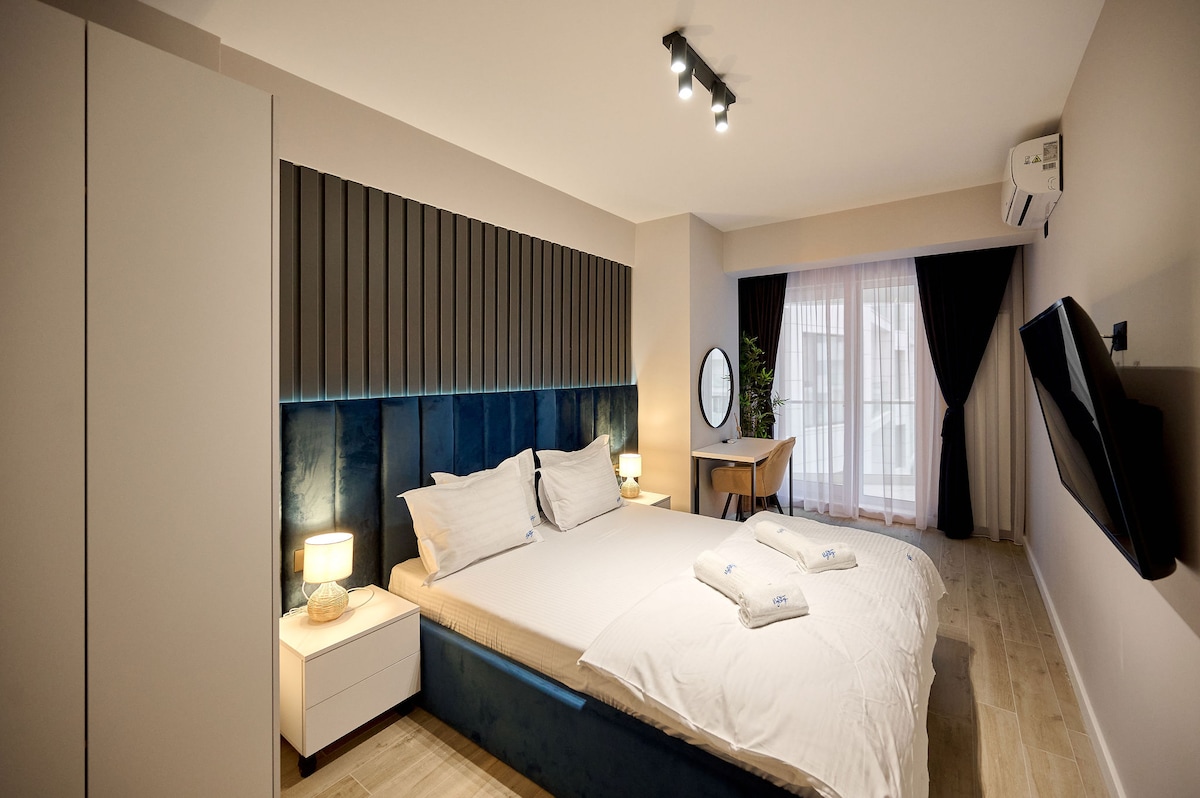 Pearl Apartment in Infinity Beach Resort - parking — Apartament — închiriere de vacanță cu vedere la mare în Infinity Resort & SPA, Mamaia Nord, Constanța, România — fotografia 5 a proprietății | Aqua Vista Rentals