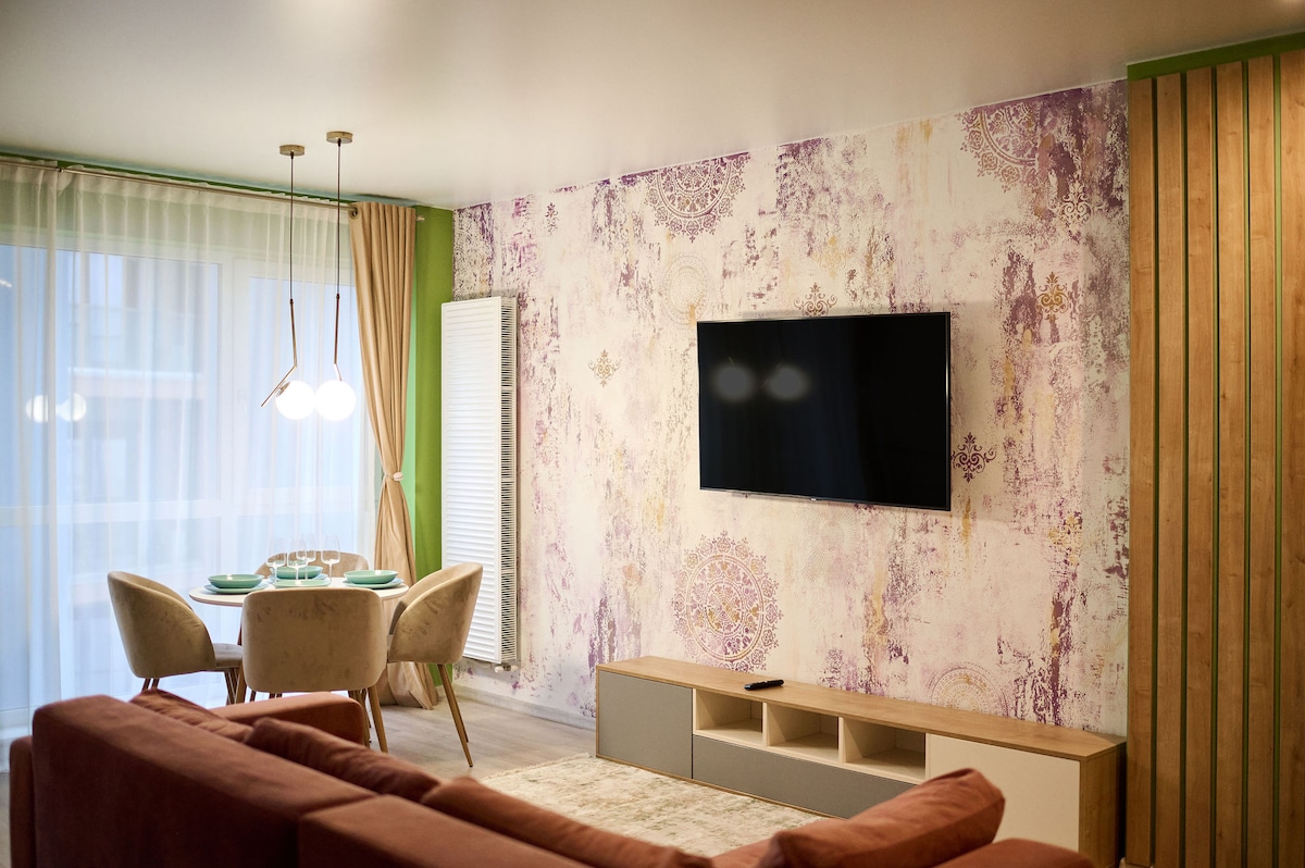 Ziano Beach Apartment in Nord10 Pool Resort — Apartment — vacation rental at Nord10 by Alezzi, Mamaia Nord, Constanța, Romania — property photo 4 | Aqua Vista Rentals