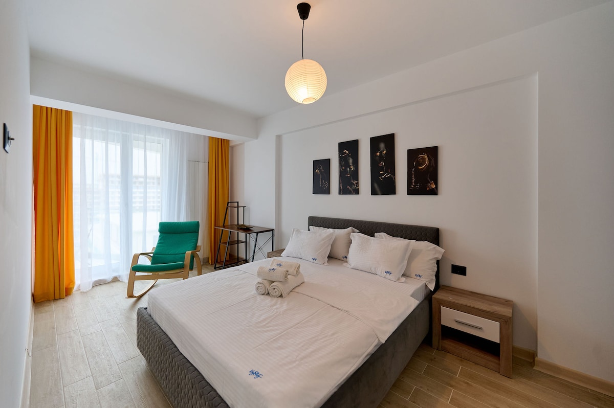La Playa Apartment in Infinity Beach Resort - parking — Apartment — sea-view vacation rental at Infinity Resort & SPA, Mamaia Nord, Constanța, Romania — property photo 7 | Aqua Vista Rentals