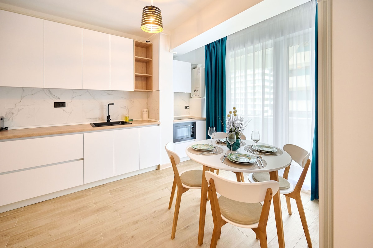Emerald Gems Apartment in Infinity Beach Resort — Apartament — închiriere de vacanță în Infinity Resort & SPA, Mamaia Nord, Constanța, România — fotografia 7 a proprietății | Aqua Vista Rentals