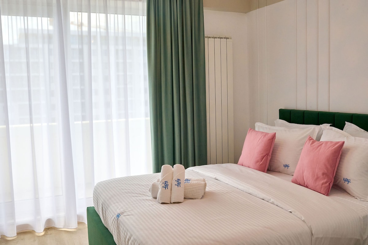Summer Residence Apartment in Infinity Beach Resort - parking — Apartament — închiriere de vacanță în Infinity Resort & SPA, Mamaia Nord, Constanța, România — fotografia 7 a proprietății | Aqua Vista Rentals