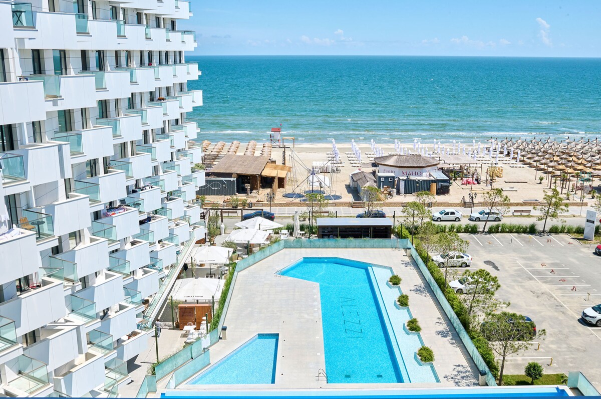 MIRA Studio in Infinity Beach Resort - parking — Studio — închiriere de vacanță în Infinity Resort & SPA, Mamaia Nord, Constanța, România — fotografia 6 a proprietății | Aqua Vista Rentals