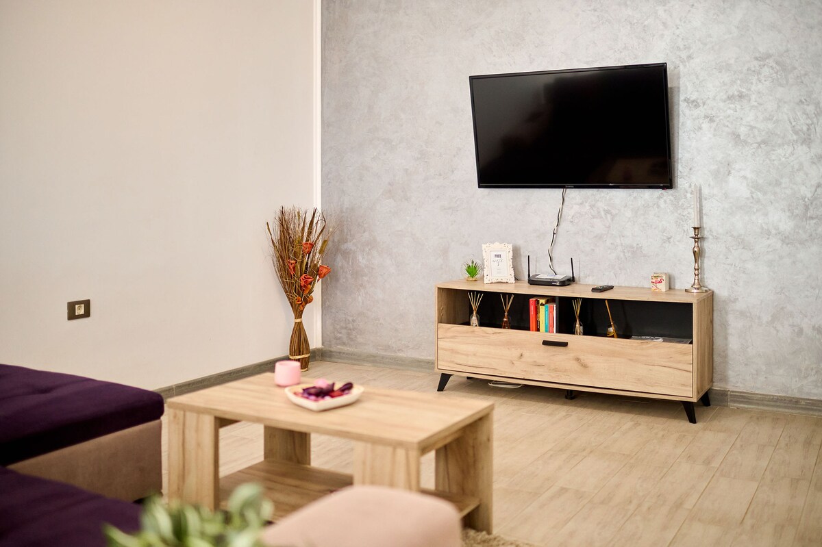 Evelyn's Apartment Spa&Pool Beach Resort — Apartment — vacation rental at Alezzi Beach Resort, Mamaia Nord, Constanța, Romania — property photo 4 | Aqua Vista Rentals