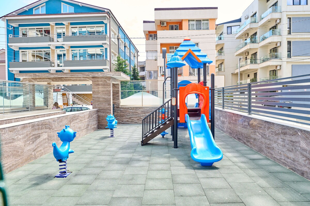 Summer House in Nord10 Pool&Playground — Apartament — închiriere de vacanță în Nord10 by Alezzi, Mamaia Nord, Constanța, România — fotografia 8 a proprietății | Aqua Vista Rentals