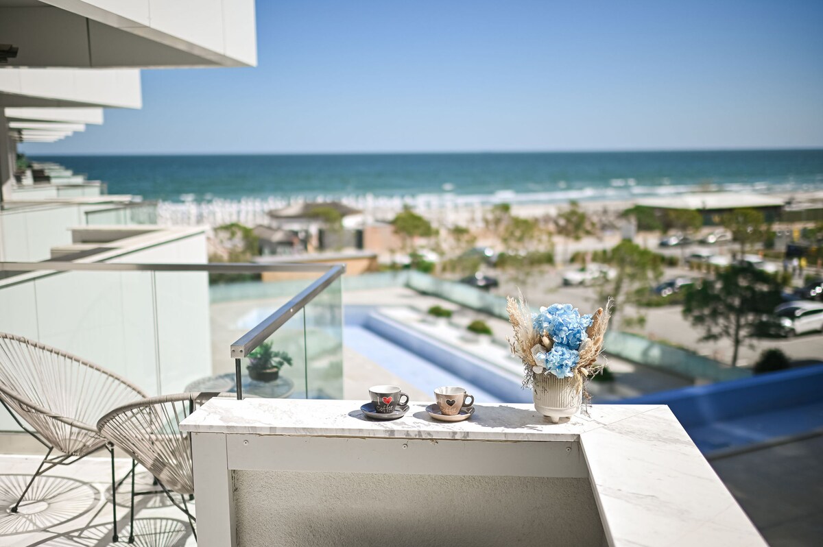 Sealand Apartment Infinity Pool Spa Resort-parking — Apartment — vacation rental at Infinity Resort & SPA, Mamaia Nord, Constanța, Romania — property photo 2 | Aqua Vista Rentals