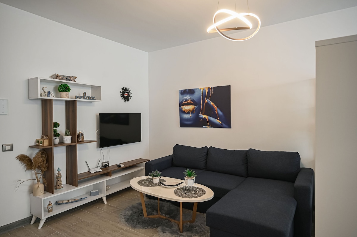 Eviana Sea View Apartment- Spa &pools beach resort — Apartament — închiriere de vacanță cu vedere la mare în Alezzi Beach Resort, Mamaia Nord, Constanța, România — fotografia 5 a proprietății | Aqua Vista Rentals