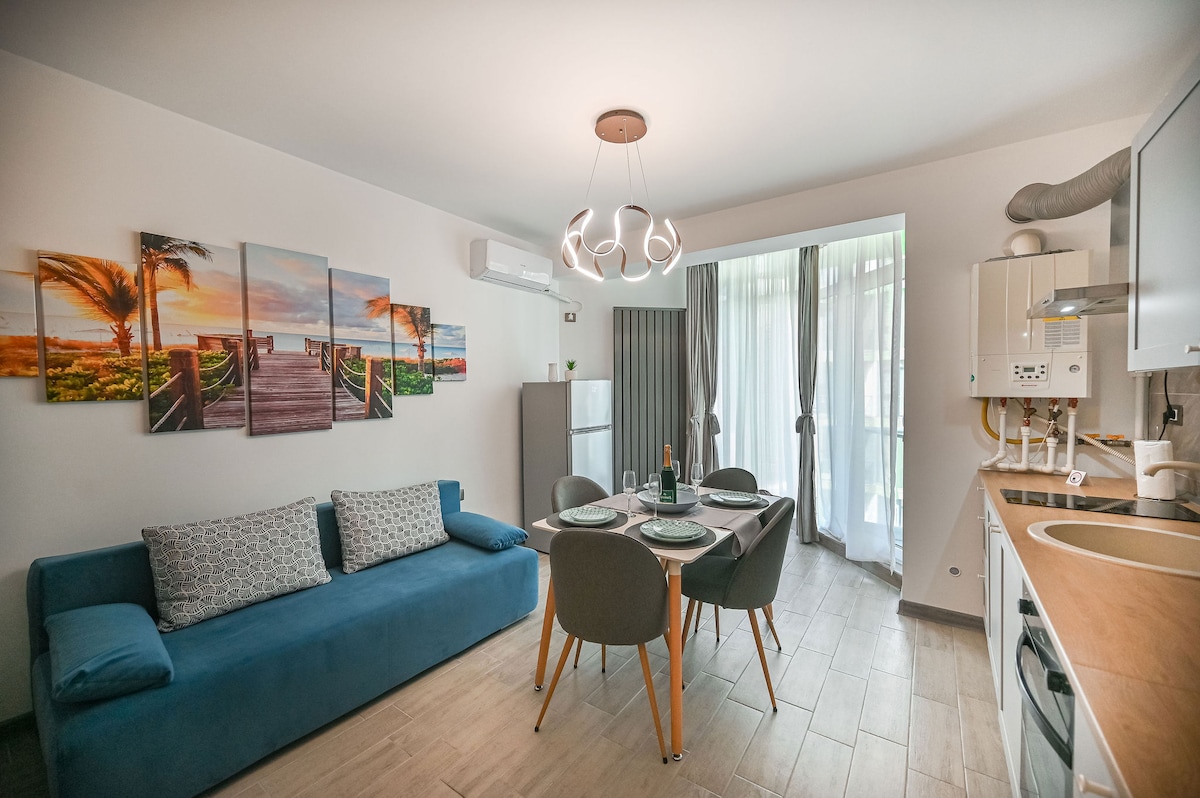 Eviana Sea View Apartment- Spa &pools beach resort — Apartament — închiriere de vacanță cu vedere la mare în Alezzi Beach Resort, Mamaia Nord, Constanța, România — fotografia 7 a proprietății | Aqua Vista Rentals
