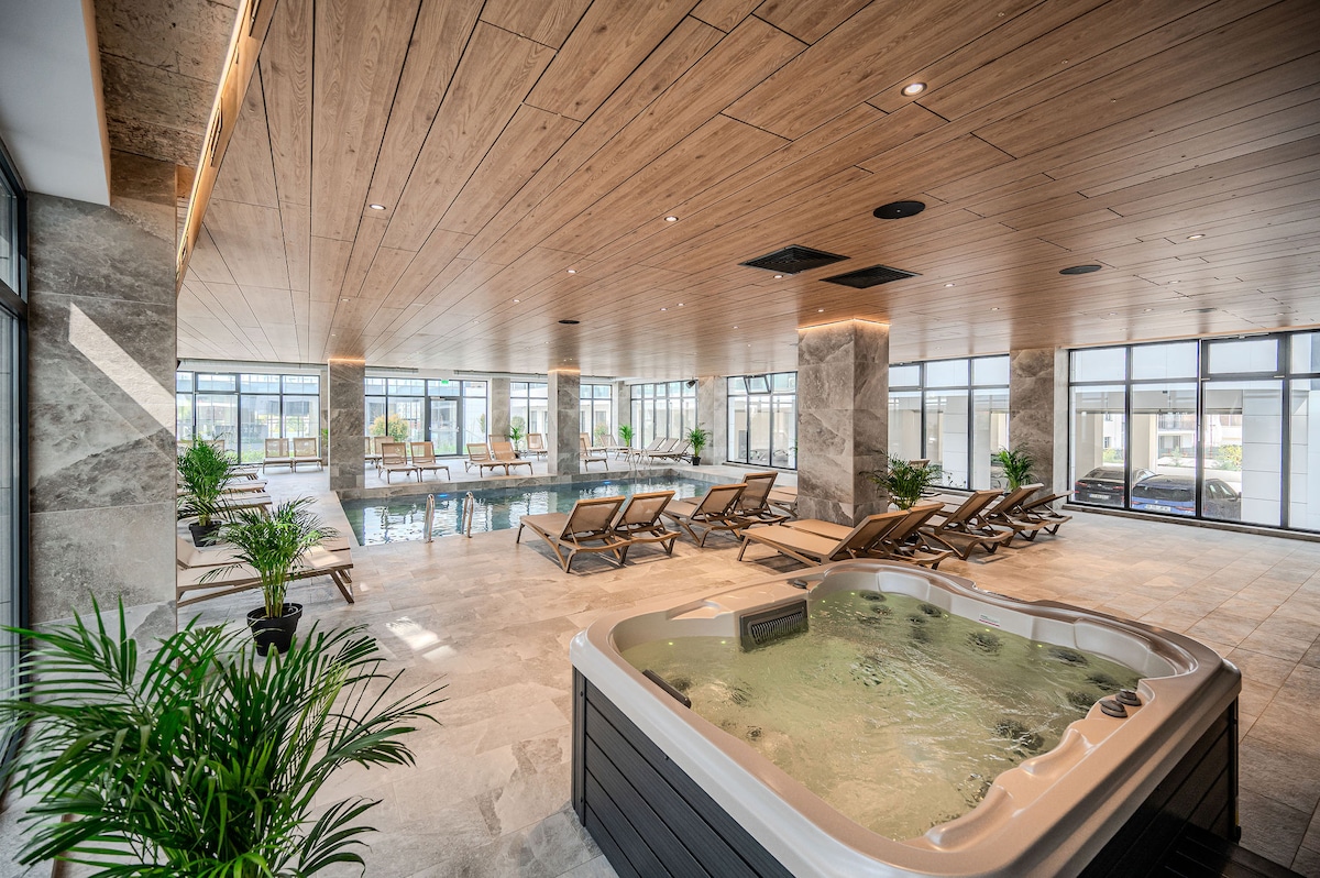 Skyline-Sea Apartment in Odyssey Spa Pool Fitness — Apartament — închiriere de vacanță cu vedere la mare în Alezzi Odyssey, Mamaia Nord, Constanța, România — fotografia 5 a proprietății | Aqua Vista Rentals