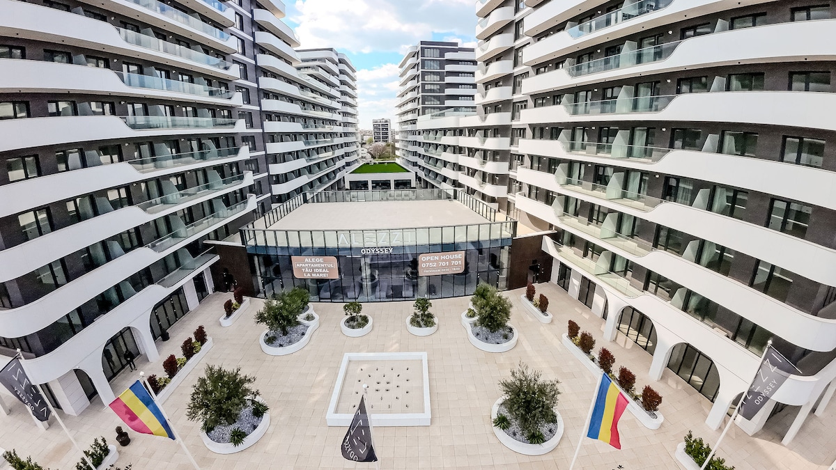 Skyline-Sea Apartment in Odyssey Spa Pool Fitness — Apartament — închiriere de vacanță cu vedere la mare în Alezzi Odyssey, Mamaia Nord, Constanța, România — fotografia 8 a proprietății | Aqua Vista Rentals