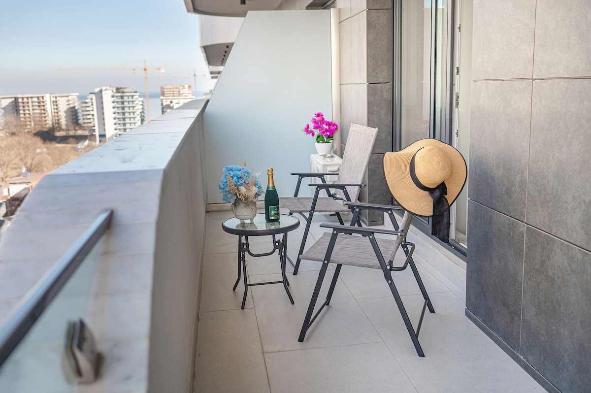 Beatrice Apartment in Odyssey Spa&Pool-parking — Apartment — vacation rental at Alezzi Odyssey, Mamaia Nord, Constanța, Romania — property photo 7 | Aqua Vista Rentals