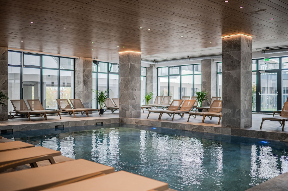 Beatrice Apartment in Odyssey Spa&Pool-parking — Apartment — vacation rental at Alezzi Odyssey, Mamaia Nord, Constanța, Romania — property photo 8 | Aqua Vista Rentals