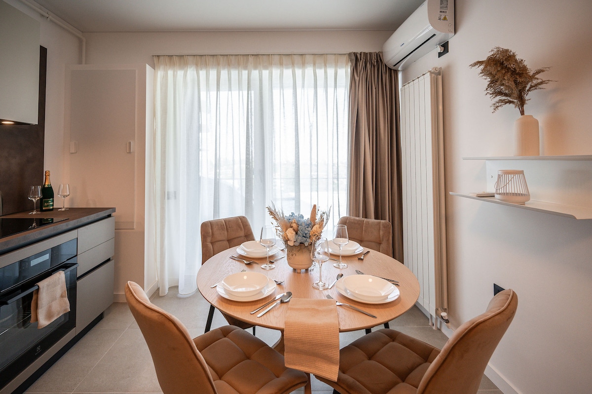 Lotus Apartment 140 in Odyssey Spa&Pool-parking — Apartment — vacation rental at Alezzi Odyssey, Mamaia Nord, Constanța, Romania — property photo 6 | Aqua Vista Rentals