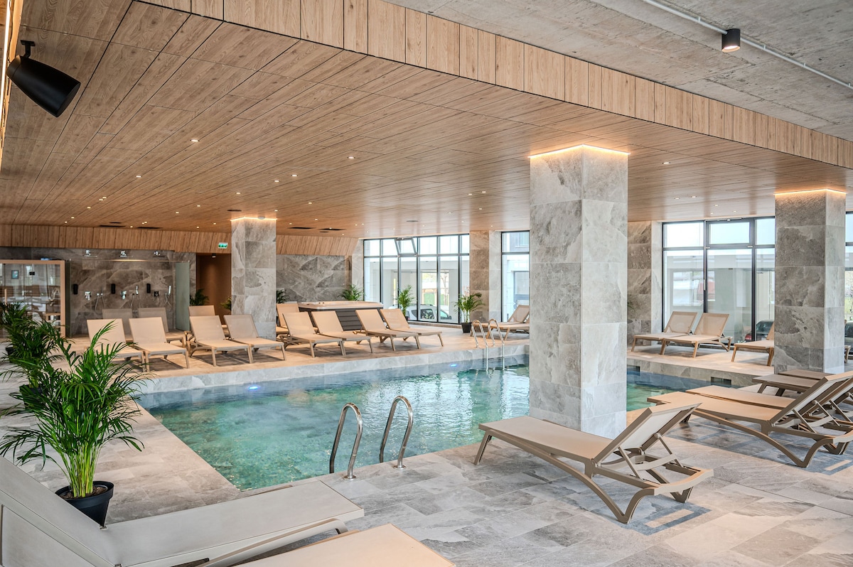 Lotus Apartment 140 in Odyssey Spa&Pool-parking — Apartment — vacation rental at Alezzi Odyssey, Mamaia Nord, Constanța, Romania — property photo 7 | Aqua Vista Rentals