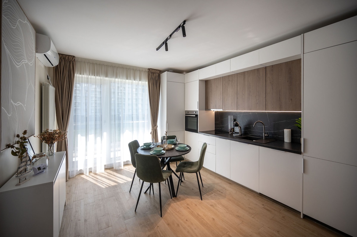 Laguna Breeze Apartment in Infinity Spa & Pool — Apartment — vacation rental at Infinity Resort & SPA, Mamaia Nord, Constanța, Romania — property photo 5 | Aqua Vista Rentals