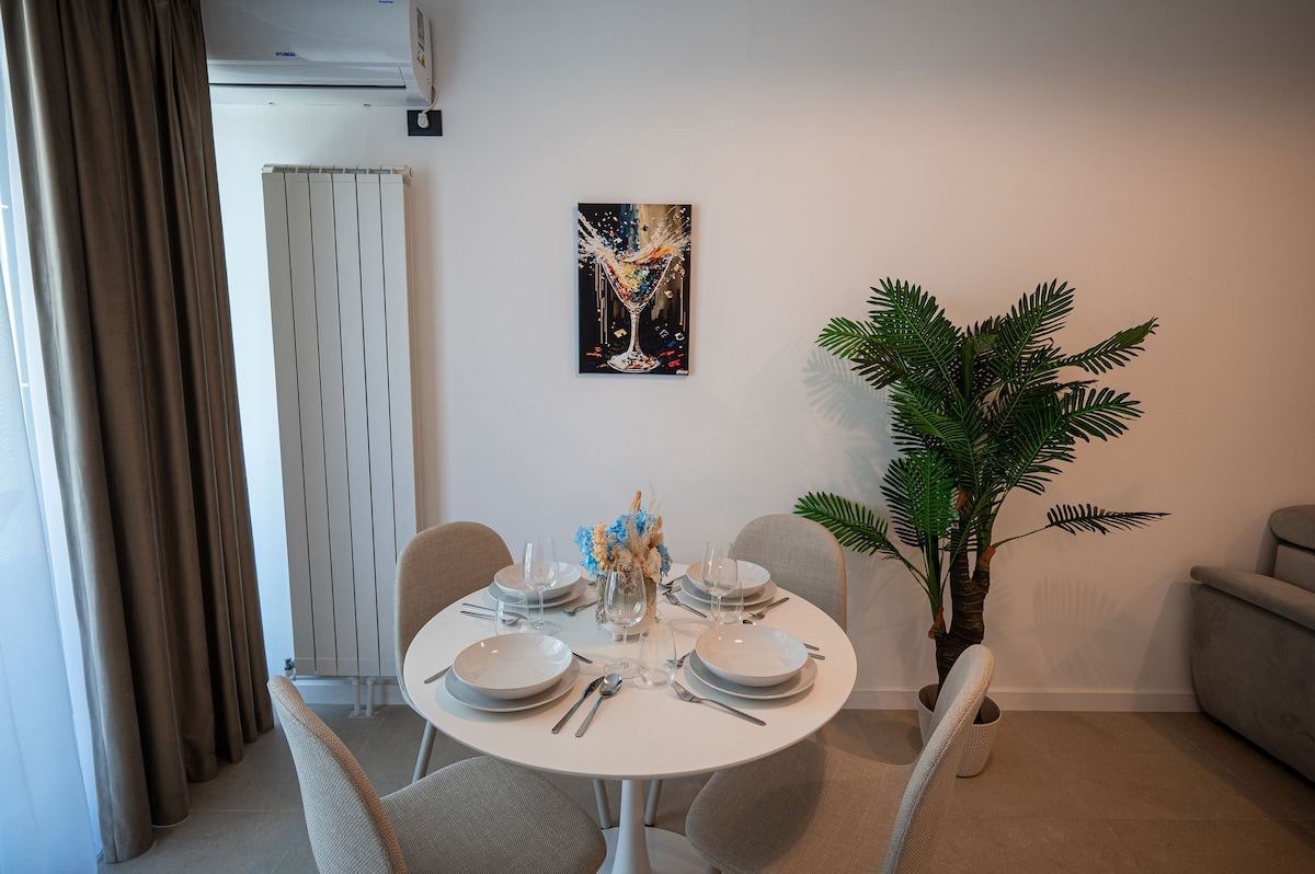 Eva Apartment in Odyssey Spa & Pool — Apartament — închiriere de vacanță în Alezzi Odyssey, Mamaia Nord, Constanța, România — fotografia 7 a proprietății | Aqua Vista Rentals