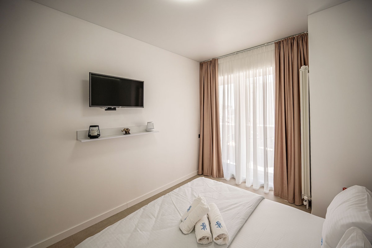 Sandy Apartment in Odyssey Spa & Pool — Apartament — închiriere de vacanță cu vedere la oraș în Alezzi Odyssey, Mamaia Nord, Constanța, România — fotografia 6 a proprietății | Aqua Vista Rentals