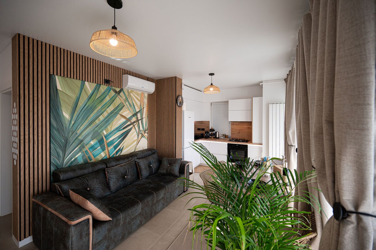 Oasis 47 Apartment in Odyssey Spa&Pool-parking — Apartment — vacation rental at Alezzi Odyssey, Mamaia Nord, Constanța, Romania — property photo 2 | Aqua Vista Rentals