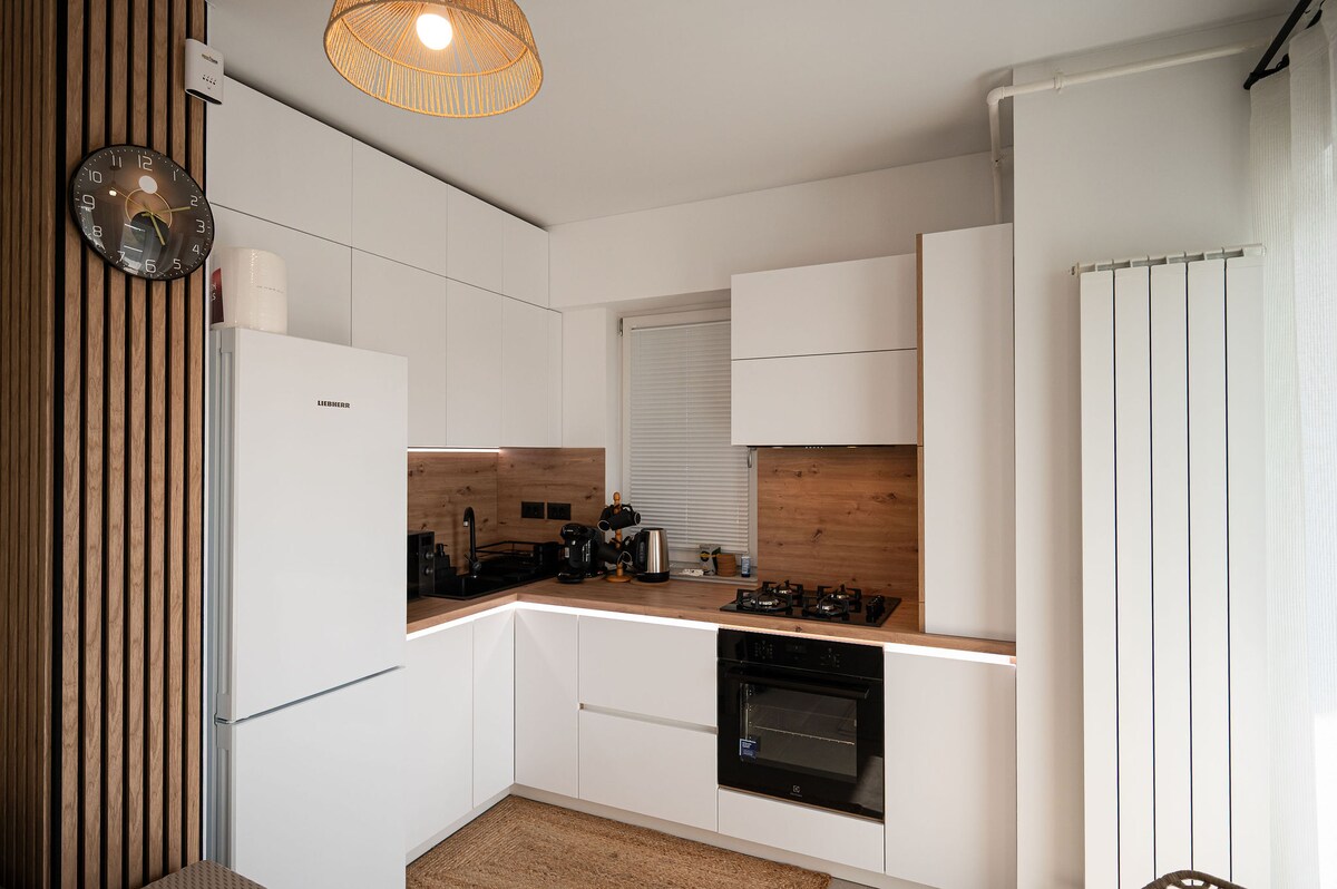 Oasis 47 Apartment in Odyssey Spa&Pool-parking — Apartment — vacation rental at Alezzi Odyssey, Mamaia Nord, Constanța, Romania — property photo 5 | Aqua Vista Rentals