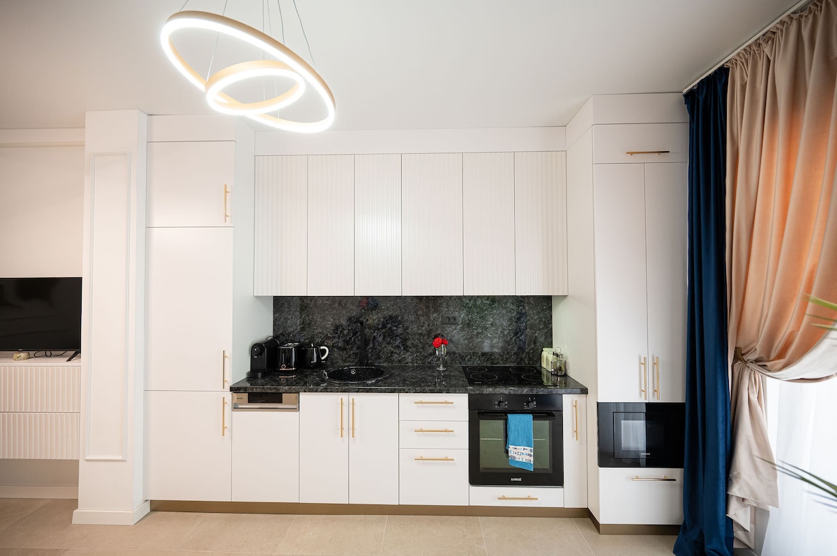 Unique 4U Apartment in Odyssey Spa&Pool-parking — Apartament — închiriere de vacanță în Alezzi Odyssey, Mamaia Nord, Constanța, România — fotografia 8 a proprietății | Aqua Vista Rentals