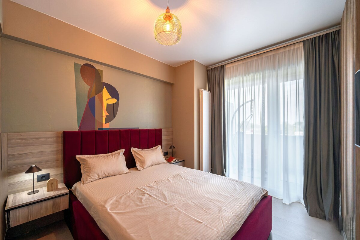 Topaz Apartment 54 in Odyssey Spa&Pool-parking — Apartment — vacation rental at Alezzi Odyssey, Mamaia Nord, Constanța, Romania — property photo 3 | Aqua Vista Rentals