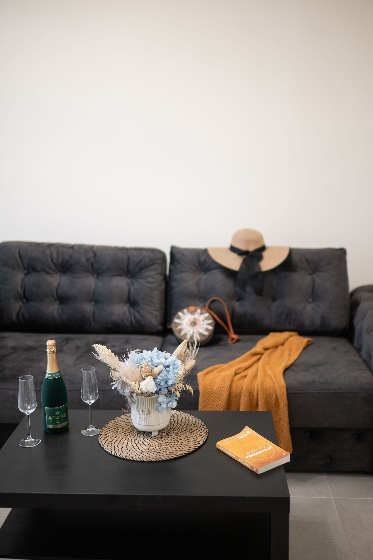 Adda Sea Apartment in Odyssey Spa & Pool — Apartament — închiriere de vacanță în Alezzi Odyssey, Mamaia Nord, Constanța, România — fotografia 8 a proprietății | Aqua Vista Rentals